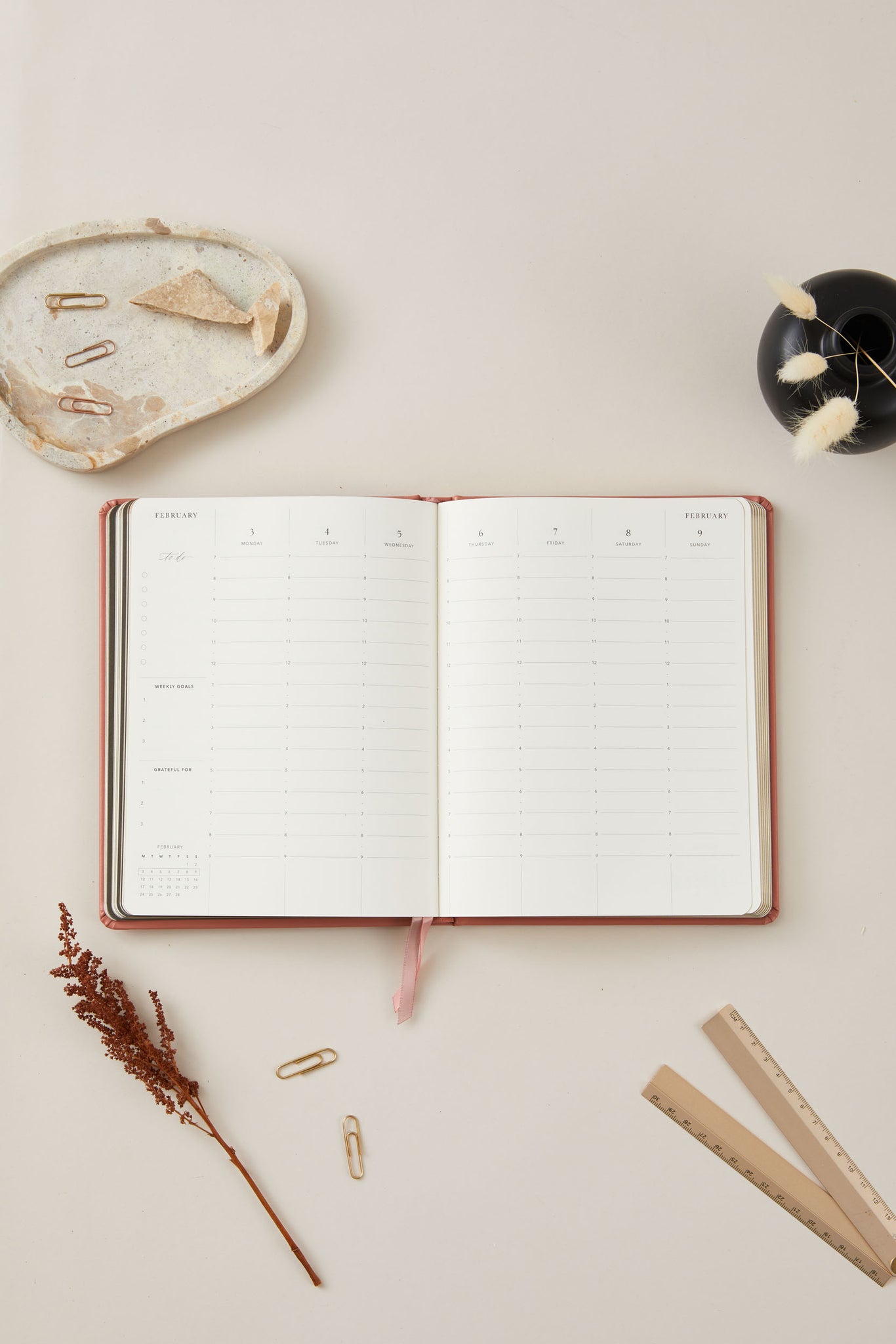 NEW - 2025 Weekly Planner - Clay