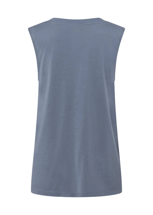 Lotus muscle tank - powder grey